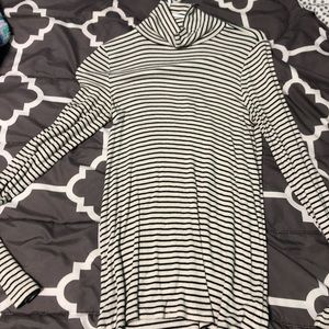 Hollister Turtleneck